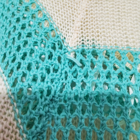 2 For 20 Roxy Sweater - Picture 5 of 8